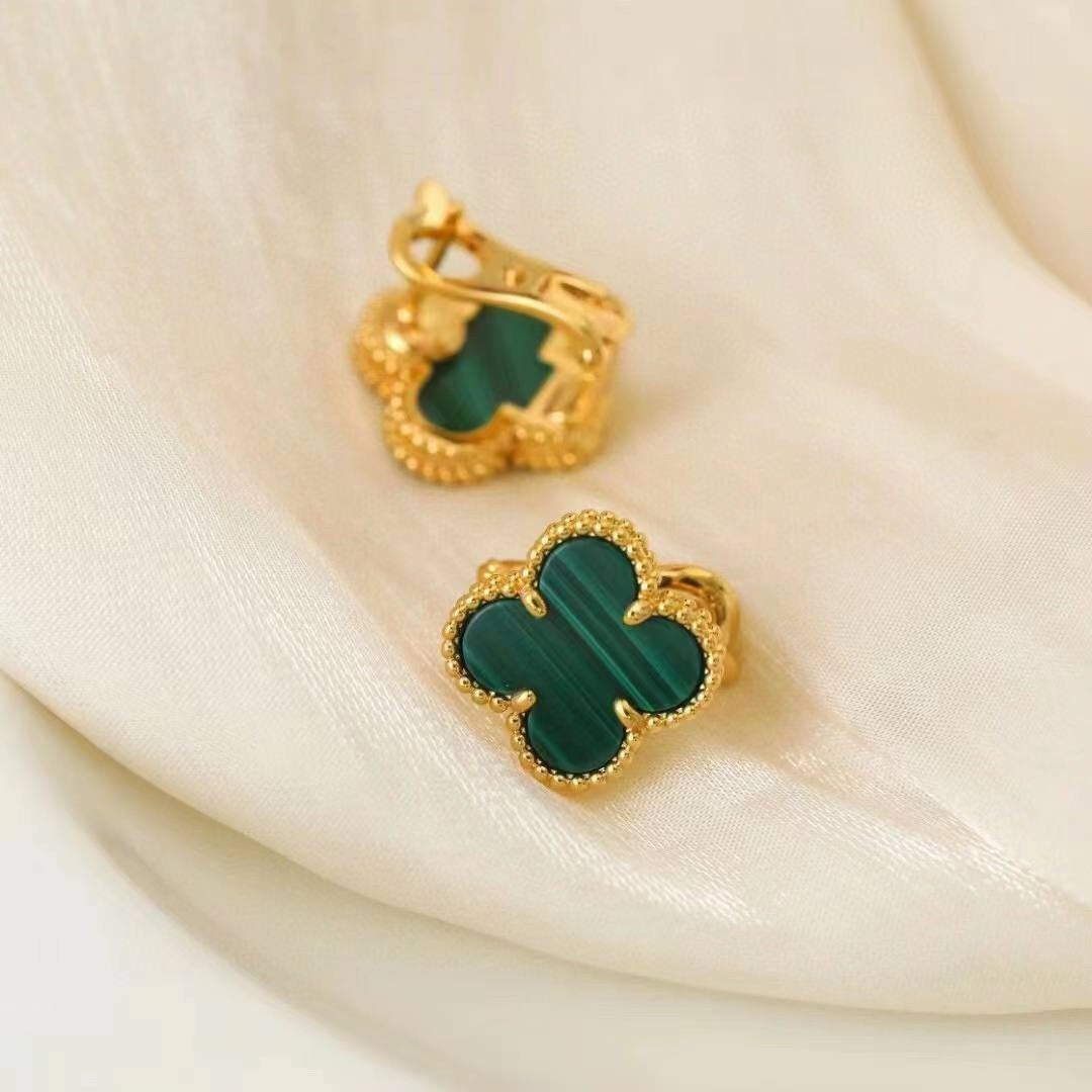 серьги vintage alhambra van cleef & arpels,ван клиф серьги клевер зеленые,серьги из четырехлистного клевера van cleef,серьги клевер четырехлистный ван клиф,van cleef & arpels earrings vintage alhambra