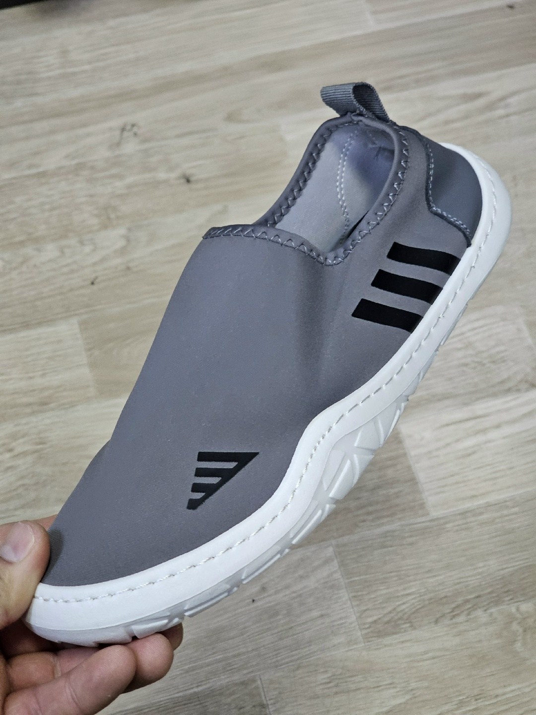 кроссовки adidas, спортивная,,чешки адидас, для плавания