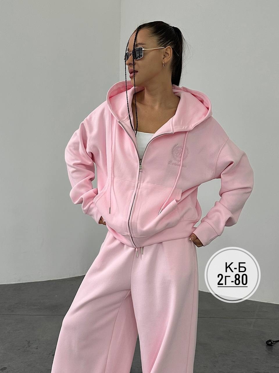 спортивный костюм женский,костюм спортивный jillee,спортивный костюм,спортивный костюм miu miu женский,женский красный костюм miu miu