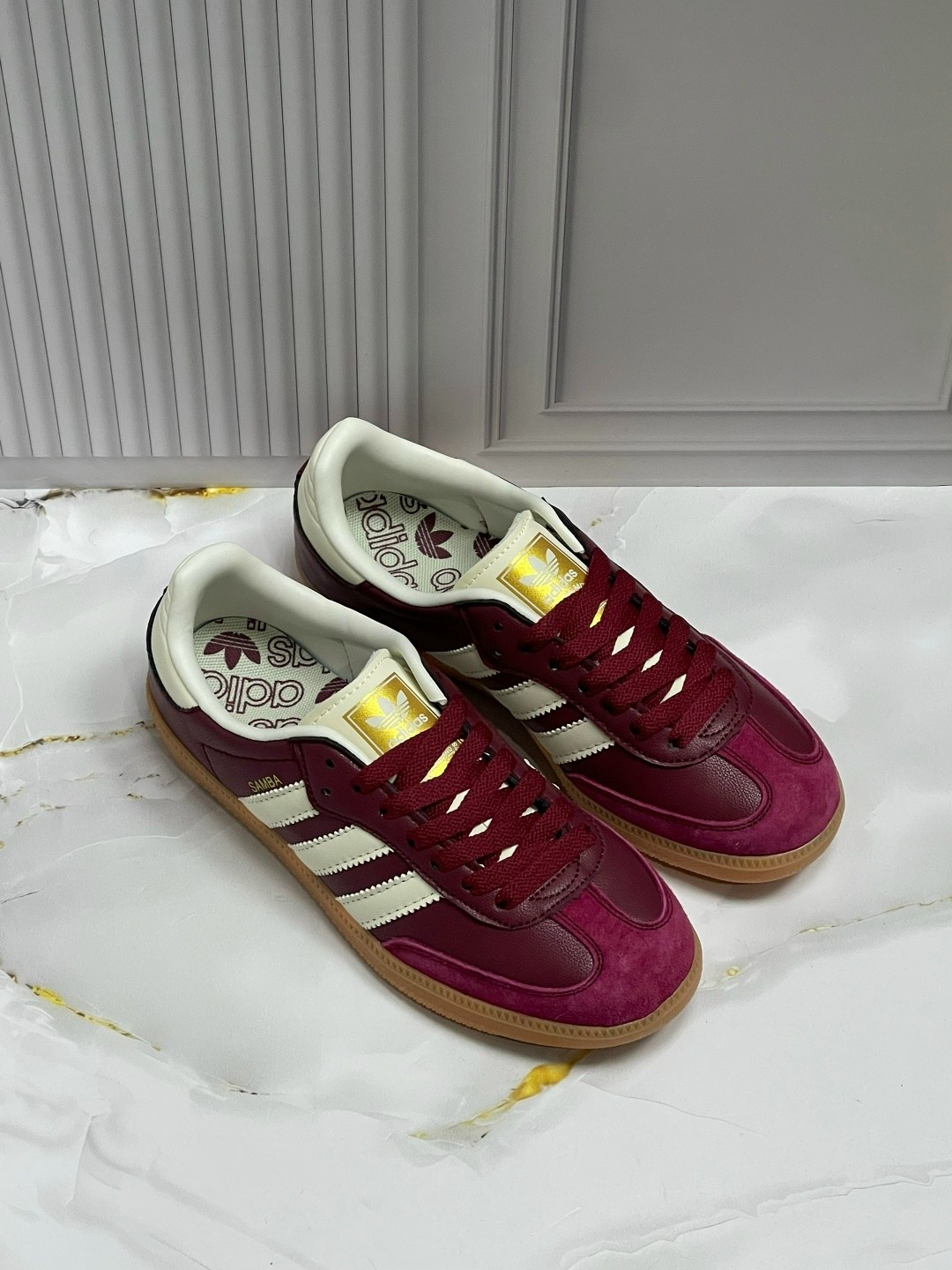 кеды adidas samba og "maroon gold metallic",adidas samba og maroon gold metallic,кроссовки adidas samba,кроссовки кеды из натуральной замши adidas spezial,адидас бордовые