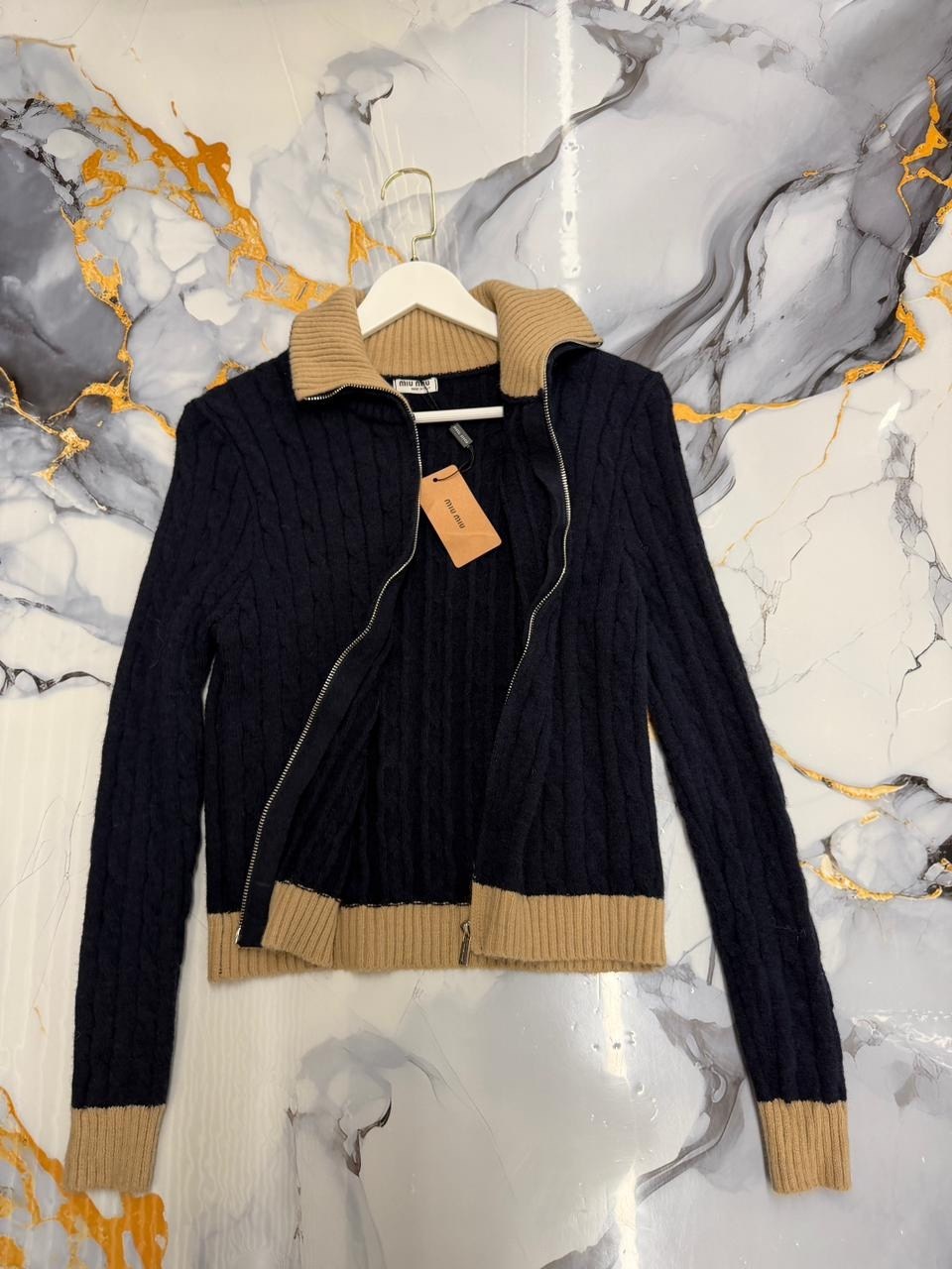 трикотажный свитер,женские свитера,свитер миу миу,свитер,свитер miu miu