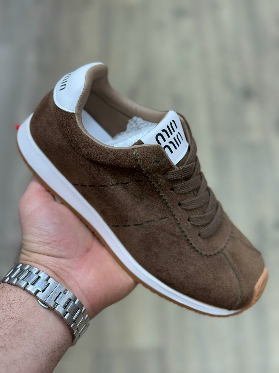 ,замшевые кроссовки,коричневые кроссовки,кроссовки prada,замшевые кроссовки мужские
