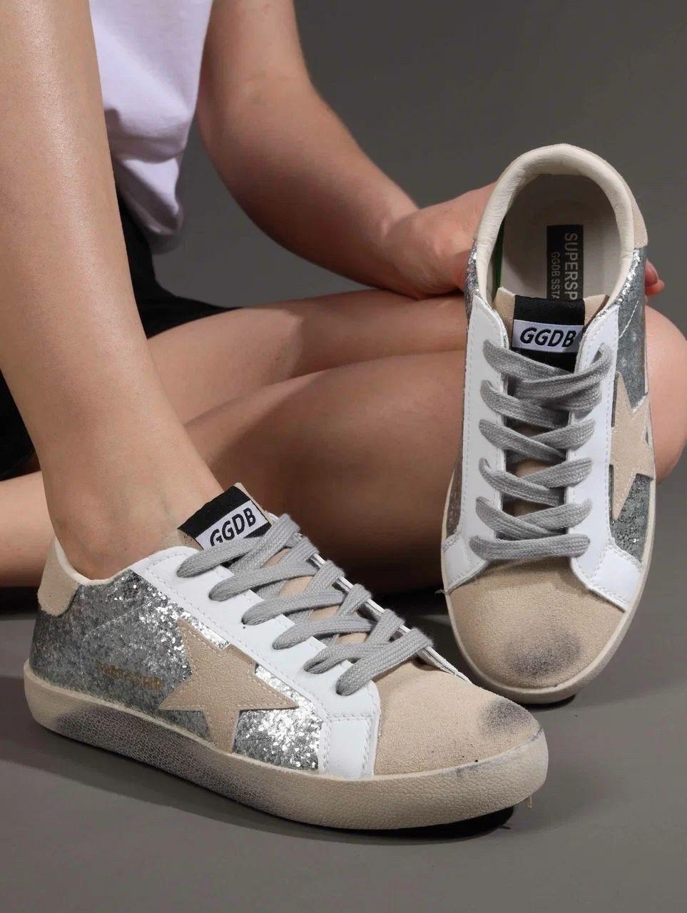 кроссовки golden goose с пайетками на платформе,,кроссовки golden goose,кеды golden goose,кеды стильные со звездочкой