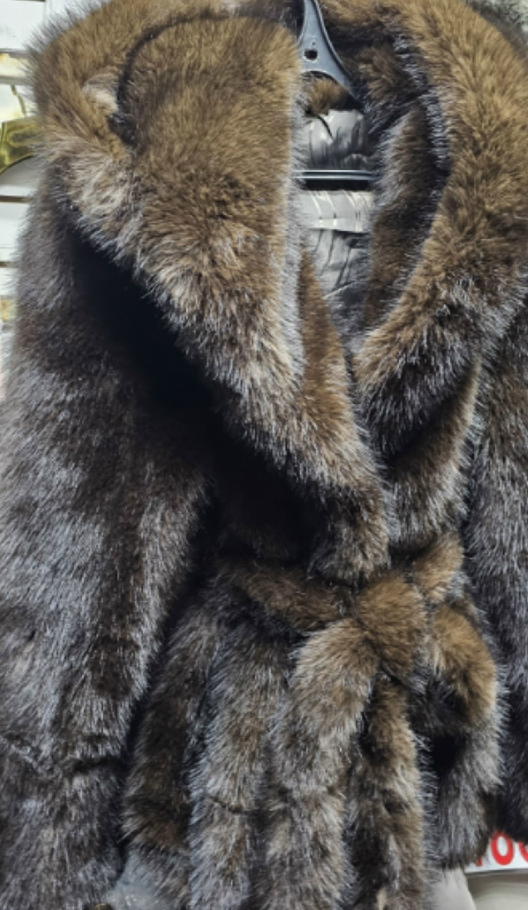 короткая шуба из искусственного меха с купюшоном,короткая шуба из искусственного меха с капюшоном lm-065-2-60-kr,женская шуба,шуба из искусственного меха,edem room норковое автоледи с поясом