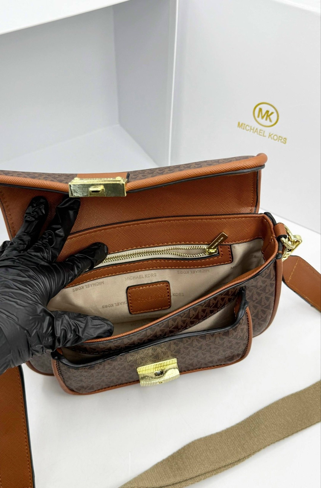 женская сумка michael kors,сумка michael kors,michael kors сумка кросс-боди,женская сумка michael kors через плечо,сумка через плечо michael kors