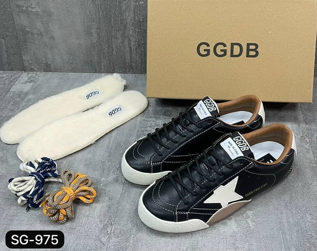 кеды golden goos арт.лх112,кроссовки ball star черного и белого цвета golden goose,,кроссовки golden goose superstar distressed black silver,кроссовки golden goose super-star со звездой черный