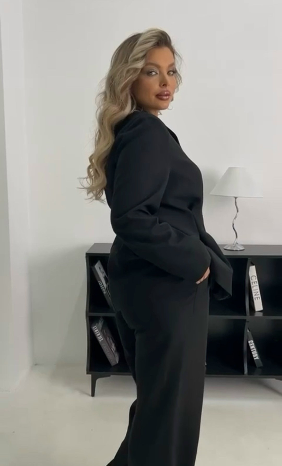 брючный костюм dilana vip 2026 черный,брючный костюм dilana vip 2026 черный двойка,брючный костюм dilanavip 2026 черный двойка черный размер 46-56,брючный костюм dilanavip м-1993 черный тройка,брючный