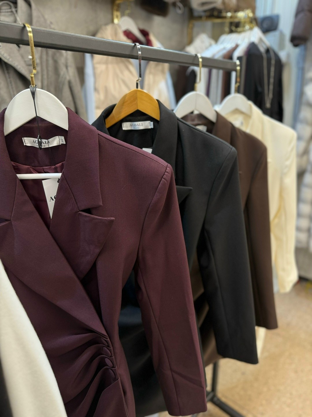 платье пиджак,стильные наряды,черное платье пиджак,одежда стильная