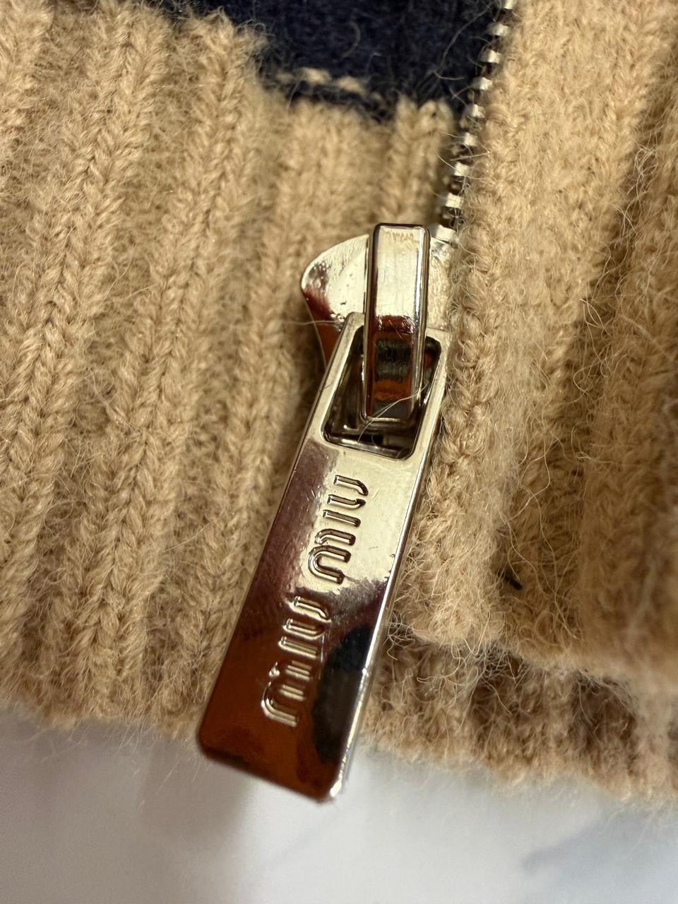 трикотажный свитер,женские свитера,свитер миу миу,свитер,свитер miu miu