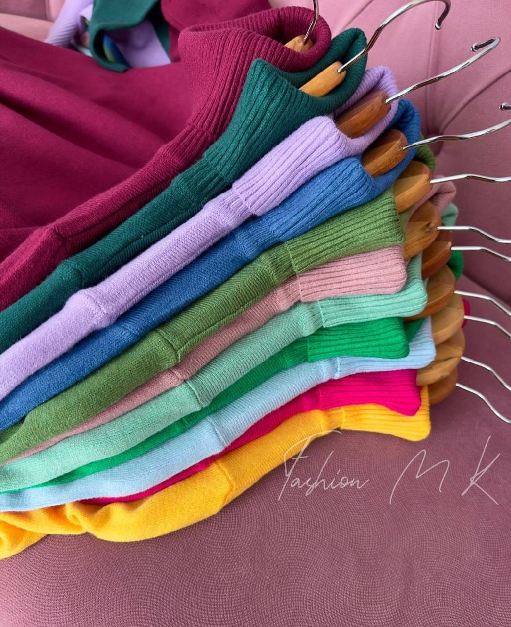 водолазка,свитер с высоким воротом,свитер с высоким воротником,свитер модный,кашемировый свитер с высоким воротником