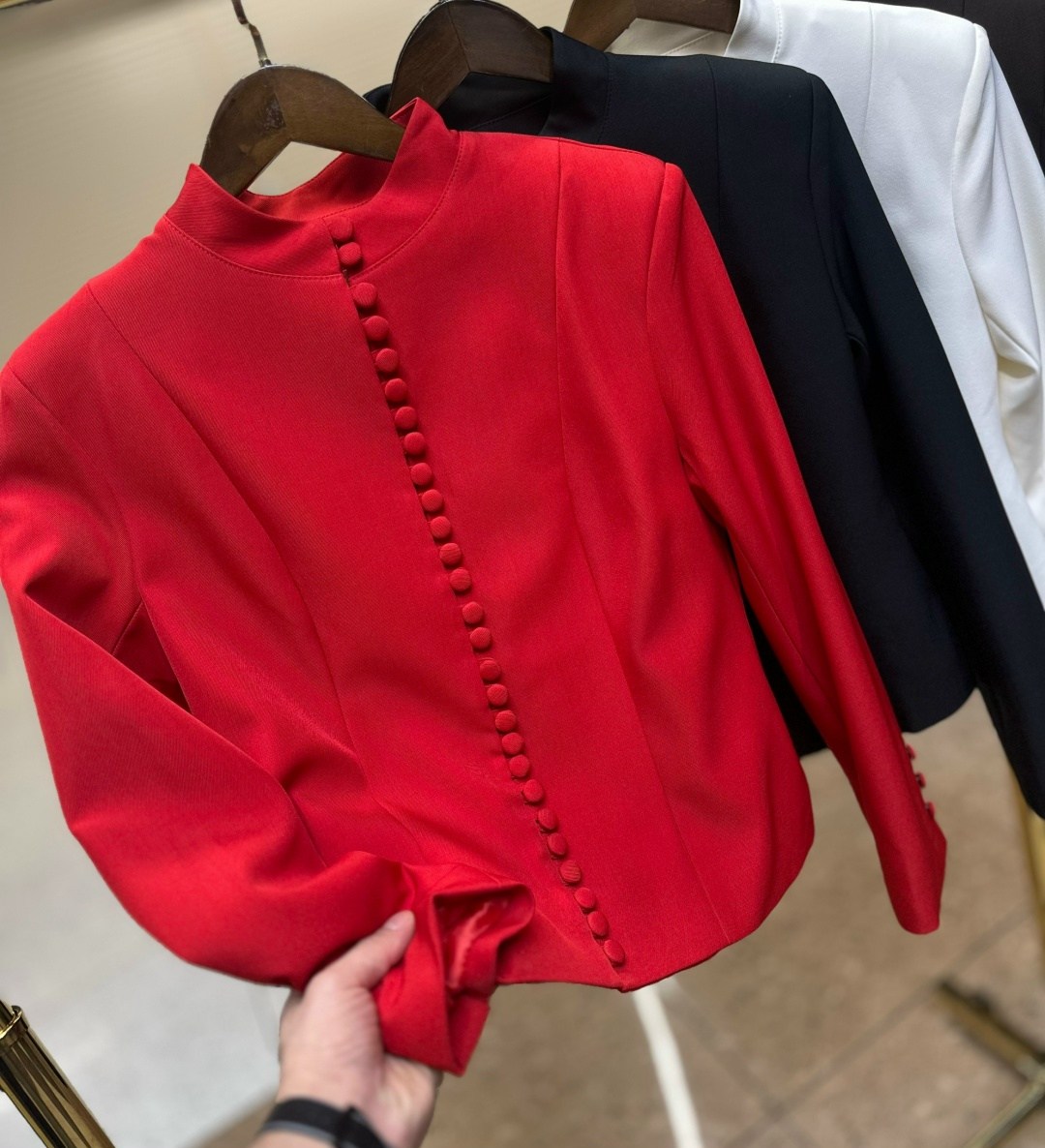 модные костюмы,элегантный брючный костюм,костюм белый брючный,костюм с брюками,женские брючные костюмы