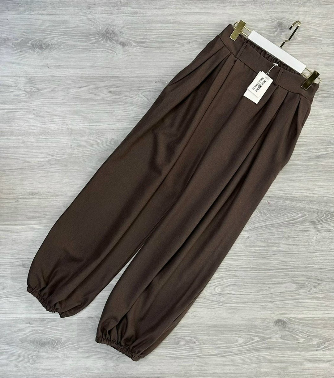 брюки модные,белые брюки,брюки женские белые,повседневные брюки,штаны белые