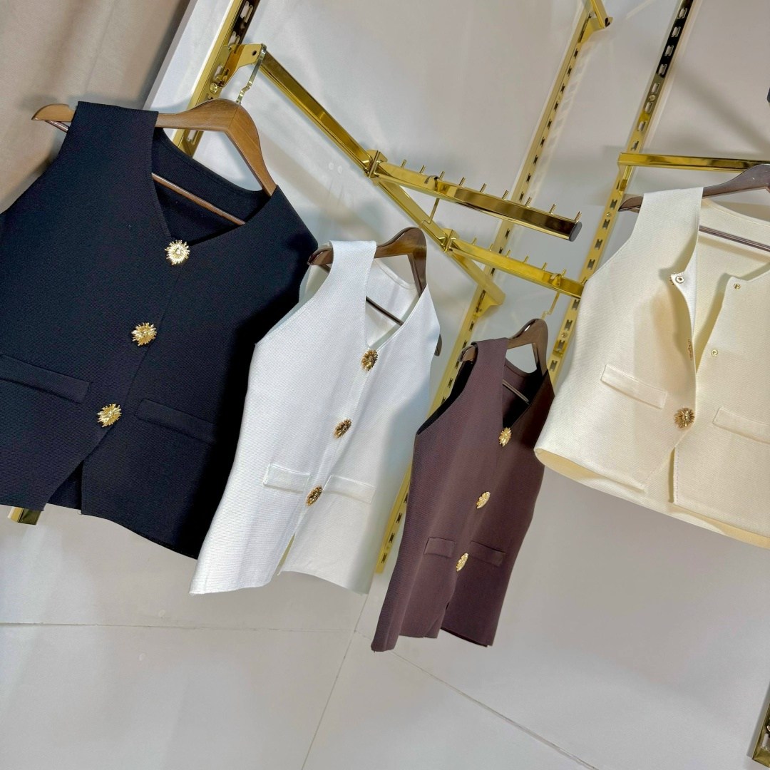 жилетка женская,женский жилет,жилетка женская костюмная,жилет,костюм с жилетом брючный шоколадный