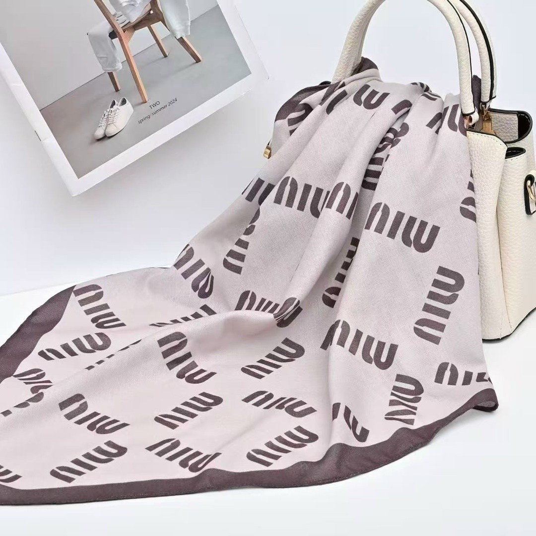 шарфы и платки,шелковый шарф,шарф женские,женский шелковый шарф,женский шелковый шарф с принтом