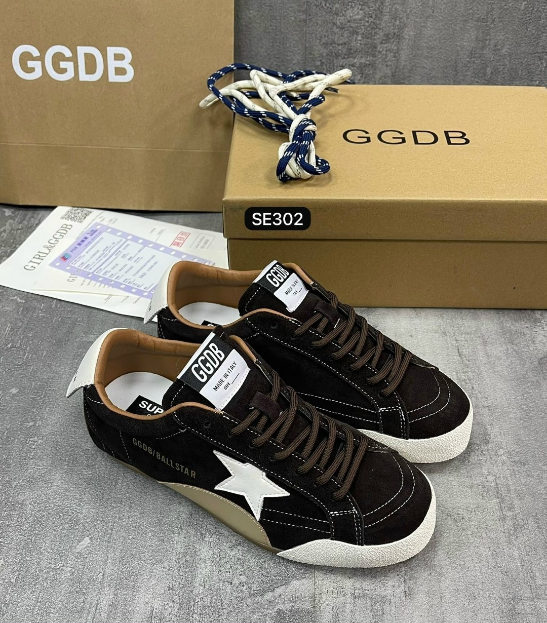 кеды golden goos арт.лх112,кроссовки ball star черного и белого цвета golden goose,,кроссовки golden goose superstar distressed black silver,кроссовки golden goose super-star со звездой черный