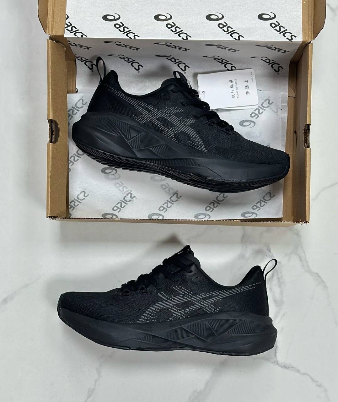 кроссовки,кроссовки женскиe,кроссовки мужские женские,кроссовки asics,повседневные кроссовки