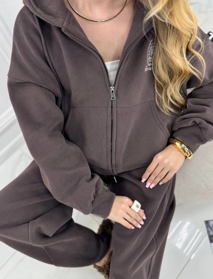 костюм спортивный,женский спортивный костюм,женский костюм,костюм