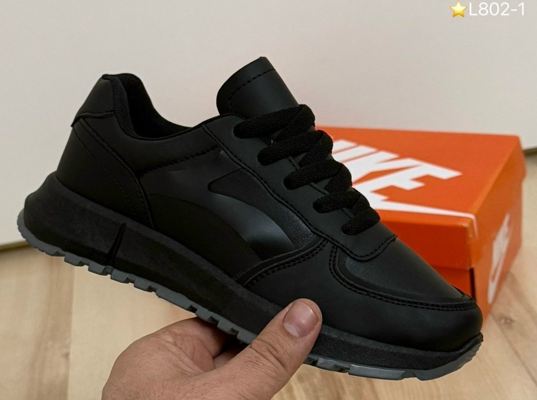 ,женские кроссовки,кроссовки черные,кроссовки женские черные,кроссовка