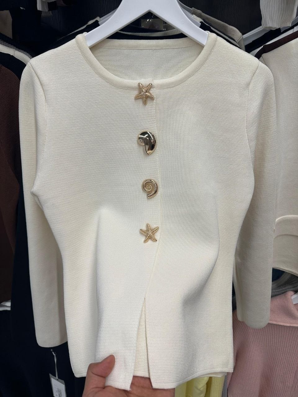 кардиган коричневый,кардиган на пуговицах,кардиган женский,женская кофта,женский кашемировый свитер кардиган с круглым вырезом и разноцветными пуговицами