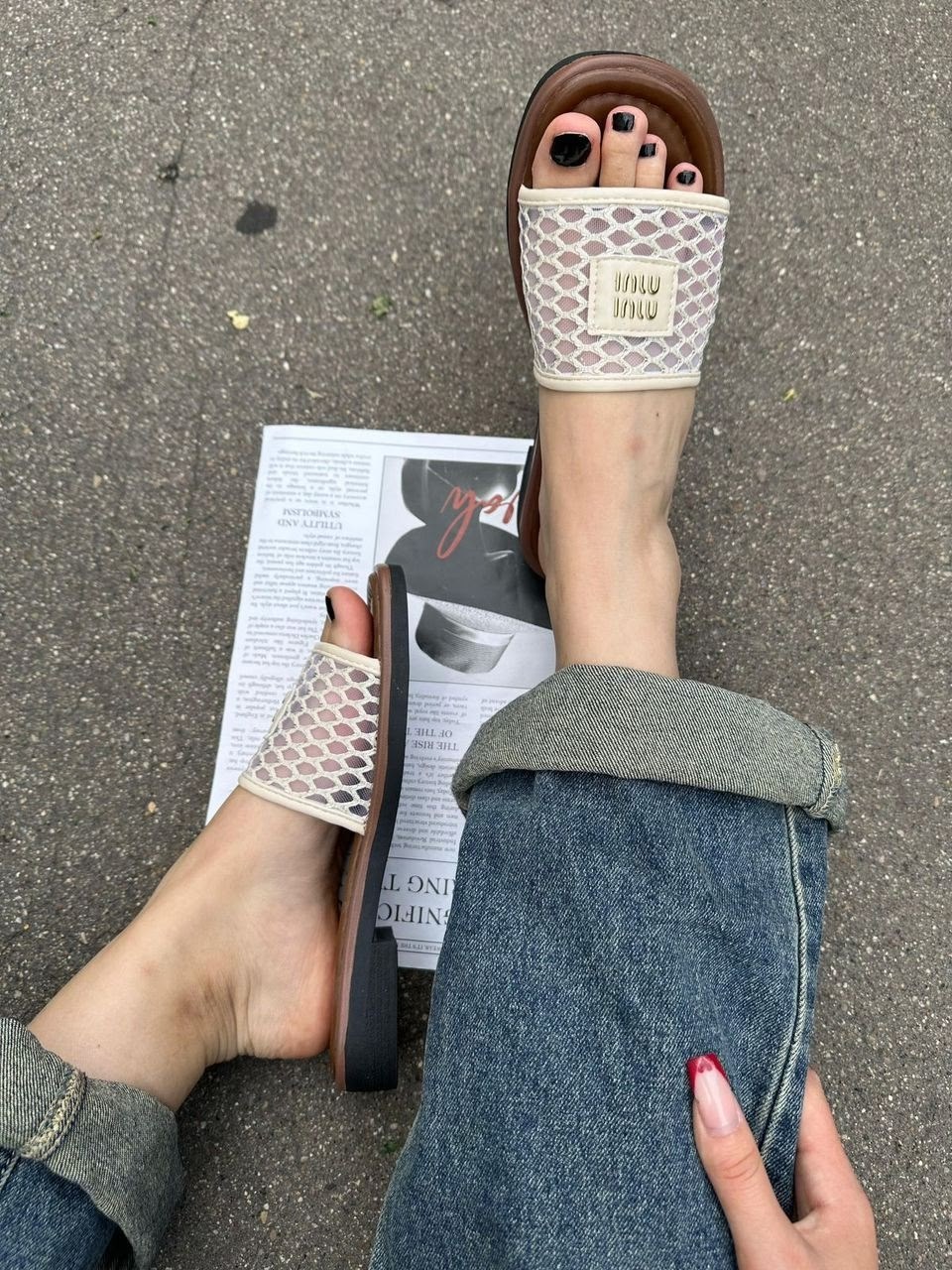 женские шлепанцы,шлепанцы модные,,шлепки диор женские,женские тапочки