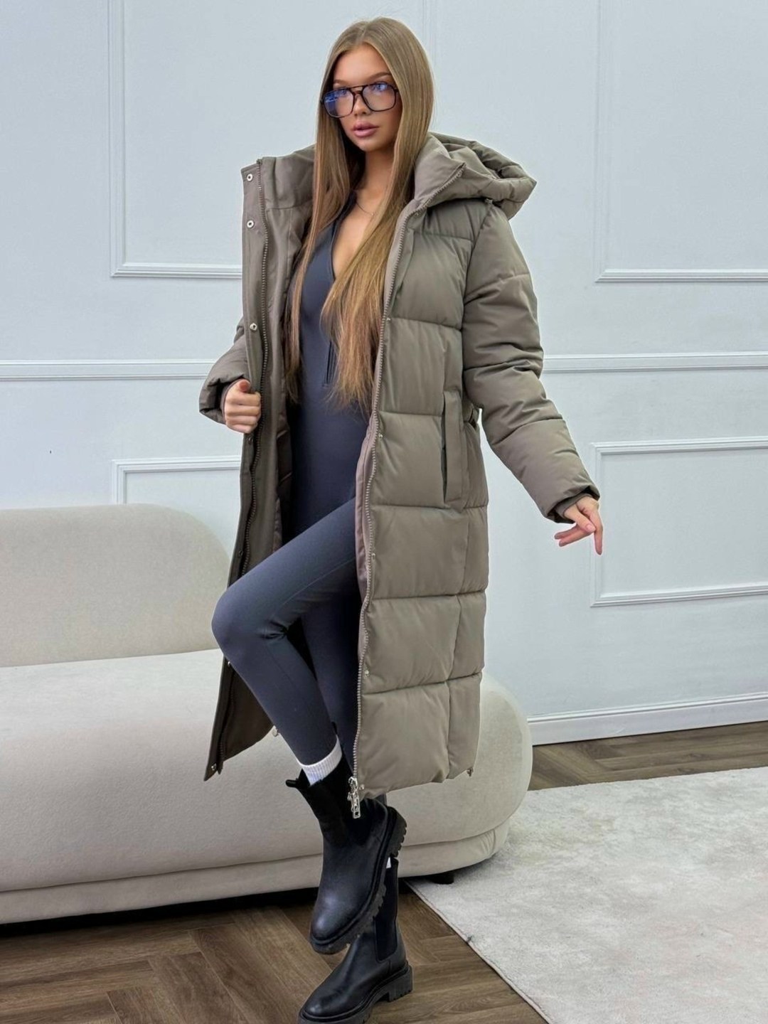 пуховик зимний длинный с капюшоном gnedovskaya 247427041,пуховик длинный зимний с капюшоном by lulu,пуховик зимний с капюшоном удлиненный zuzo,пуховик зимний длинный с капюшон,пуховик женский