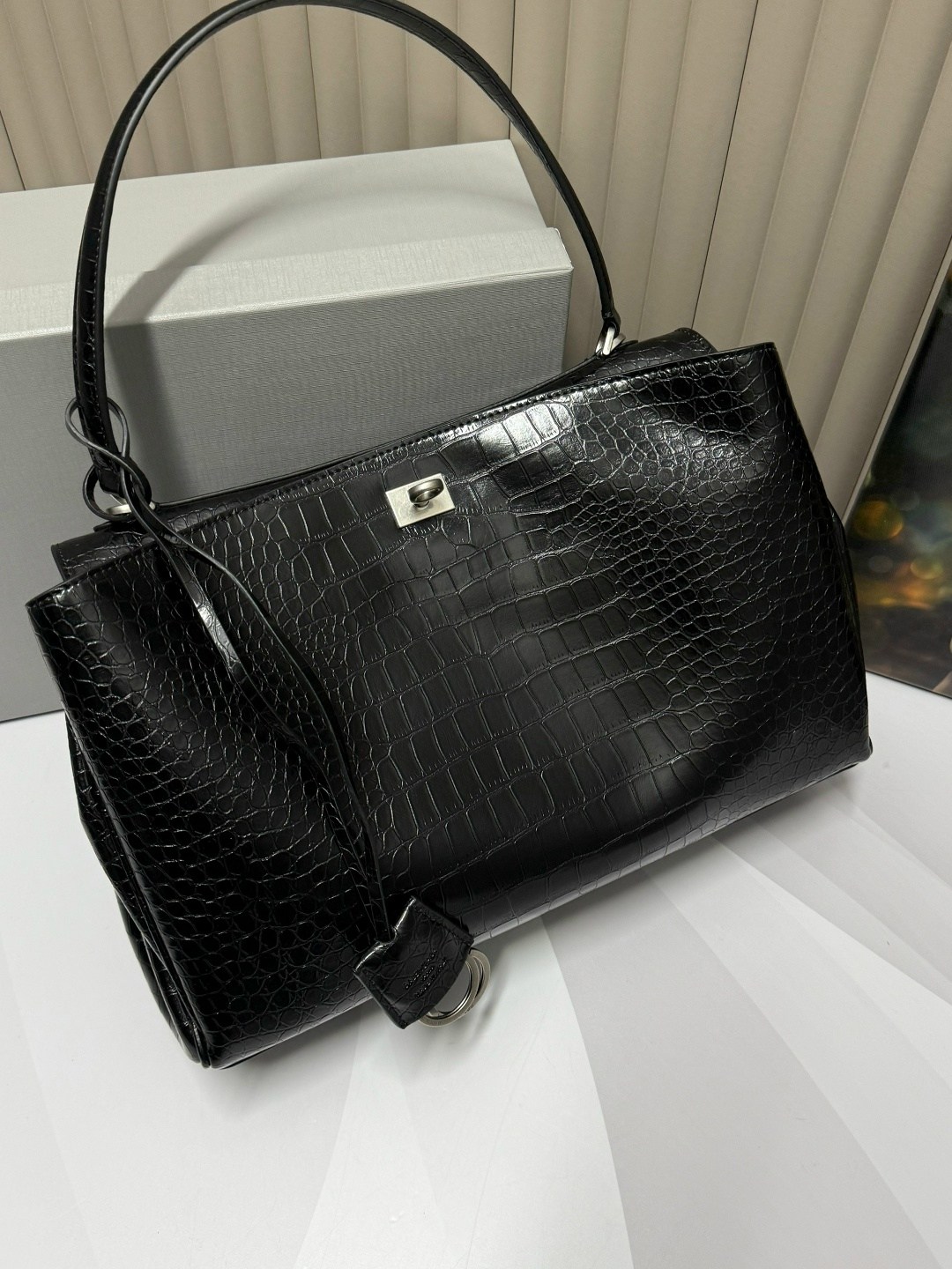 сумка женская balenciaga,модная сумка,женская сумка,модная женская сумка,balenciaga сумки