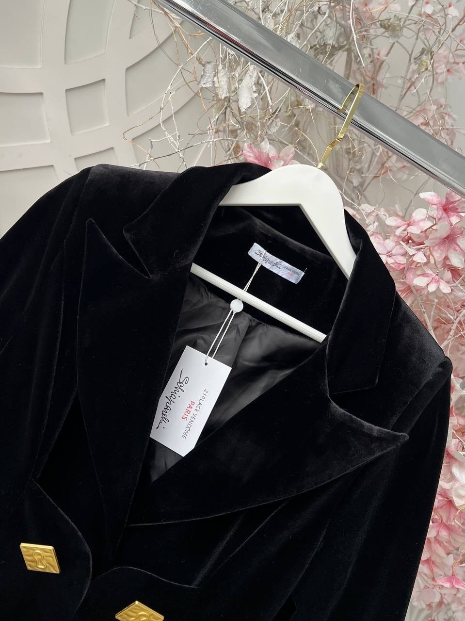 приталенный жакет из велюра черного цвета balmain,пиджак чёрный бархат balmain,велюровый пиджак женский,черный бархатный блейзер для женщин тонкий двубортный пиджак на пуговицах,бархатный пиджак