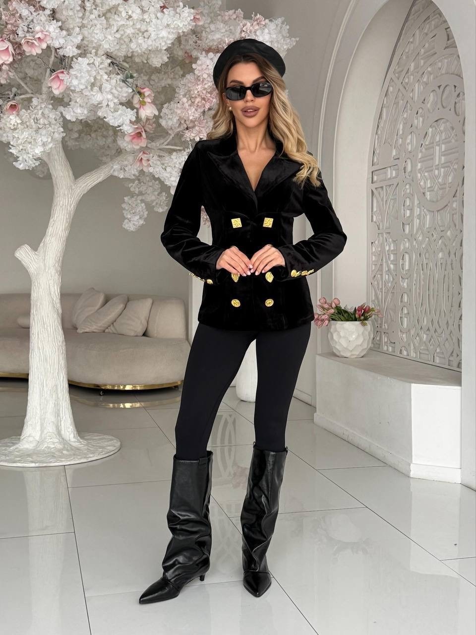 приталенный жакет из велюра черного цвета balmain,пиджак чёрный бархат balmain,велюровый пиджак женский,черный бархатный блейзер для женщин тонкий двубортный пиджак на пуговицах,бархатный пиджак