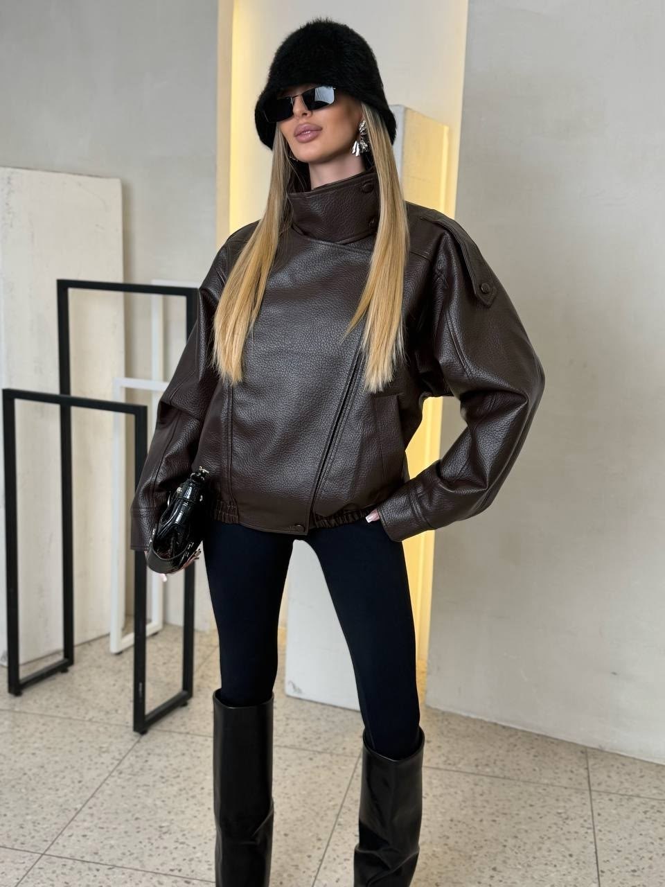 куртка кожаная,женская кожаная куртка,куртка модная,женская кожаная куртка-бомбер,куртка бомбер женская