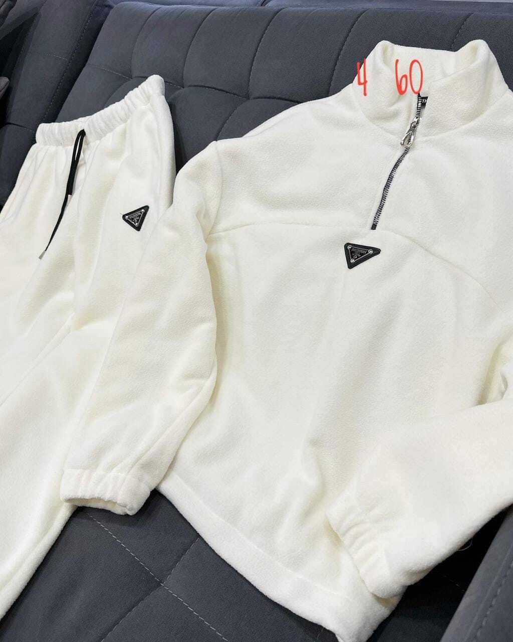 костюм женский на флисе спортивный,костюм женский теплый спортивный,костюм спортивный женский,спортивные костюм,костюм женский на флисе