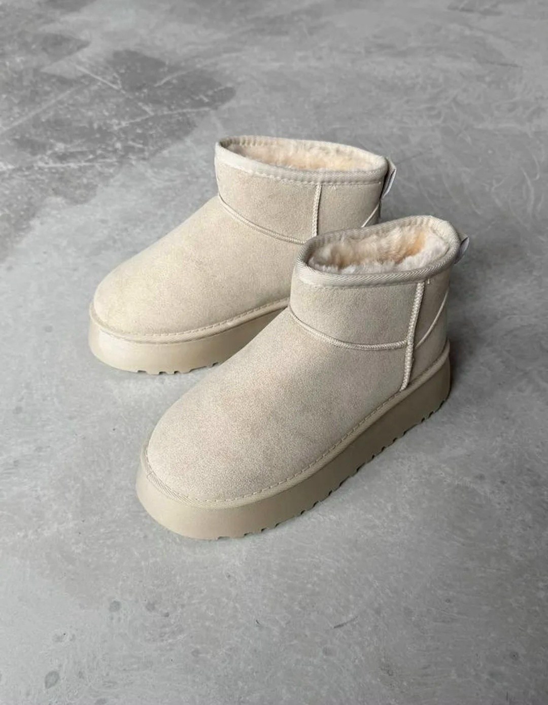 женские угги,угги зимние короткие на толстой подошве na moda,угги зимние с мехом короткие на платформе,угги,угги зимние замш moda for life