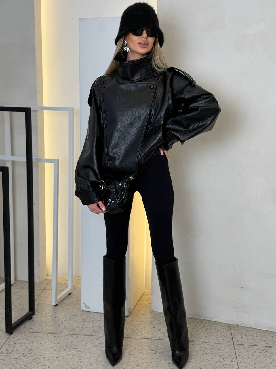 куртка кожаная,женская кожаная куртка,куртка модная,женская кожаная куртка-бомбер,куртка бомбер женская