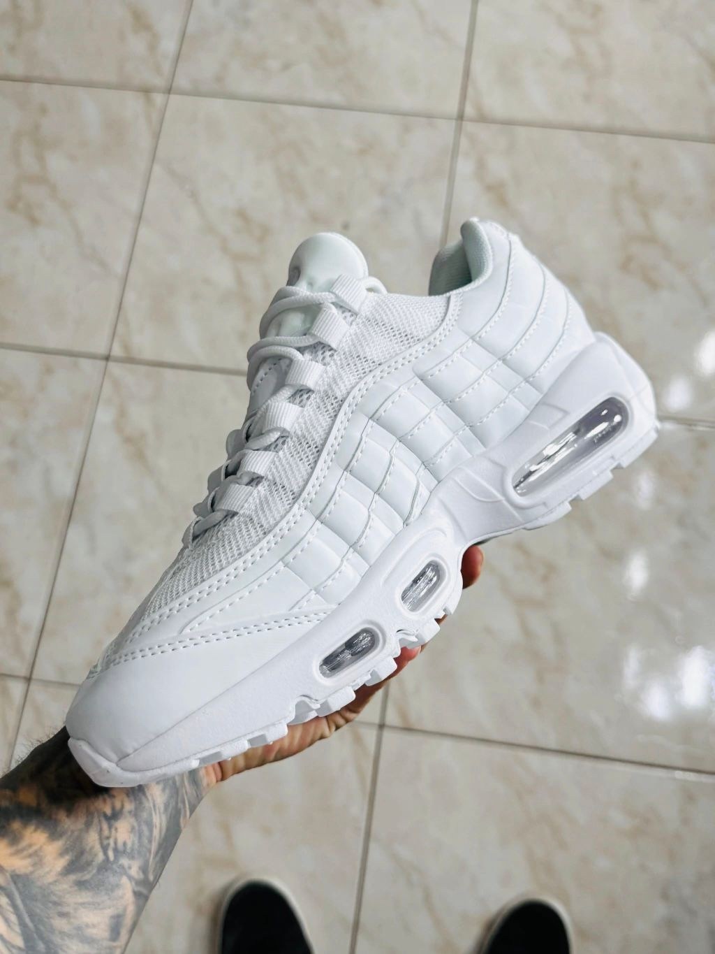 nike air max 95 triple white,nike air max 95 essential,nike air max 95 white,nike air max 95,кроссовки nike air max 95 белого