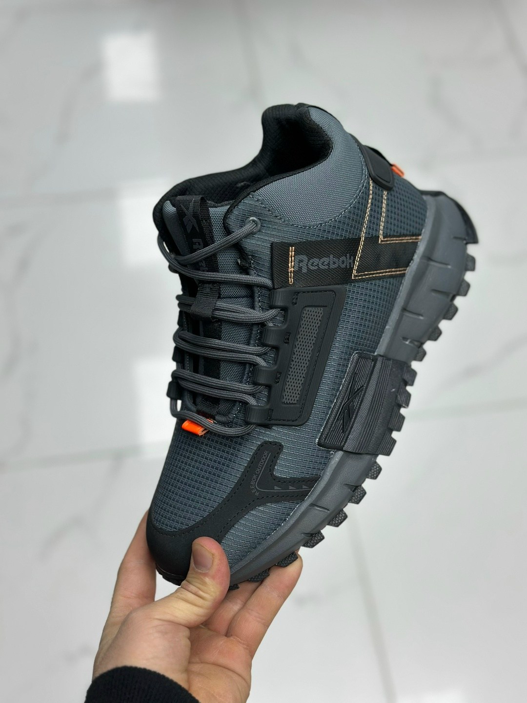 зимние кроссовки reebok zig kinetica edge,мужские кроссовки reebok,reebok зимние кроссовки,кроссовки reebok zig kinetica,кроссовки reebok