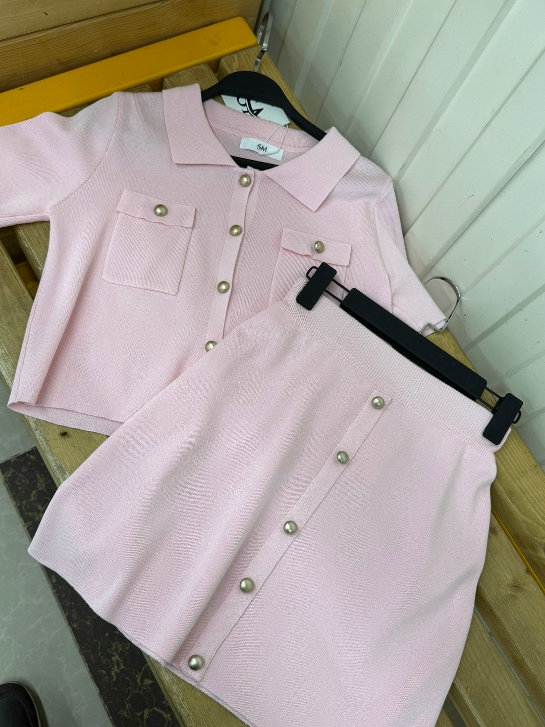 стильные костюмы,повседневный костюм,трикотажные костюмы,костюм женский с юбкой,женские костюмы