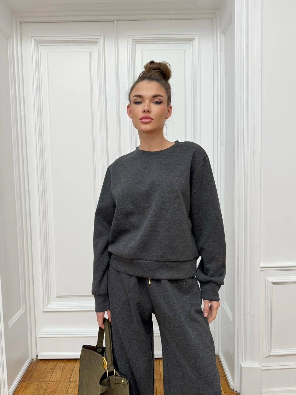 трикотажный костюм,стильные костюмы,серый брючный костюм,женский костюм,кашемир костюм женский брючный