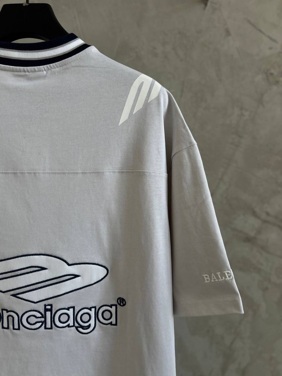 футболка balenciaga,футболка,футболки белые,футболки мужские белые,футболки модные