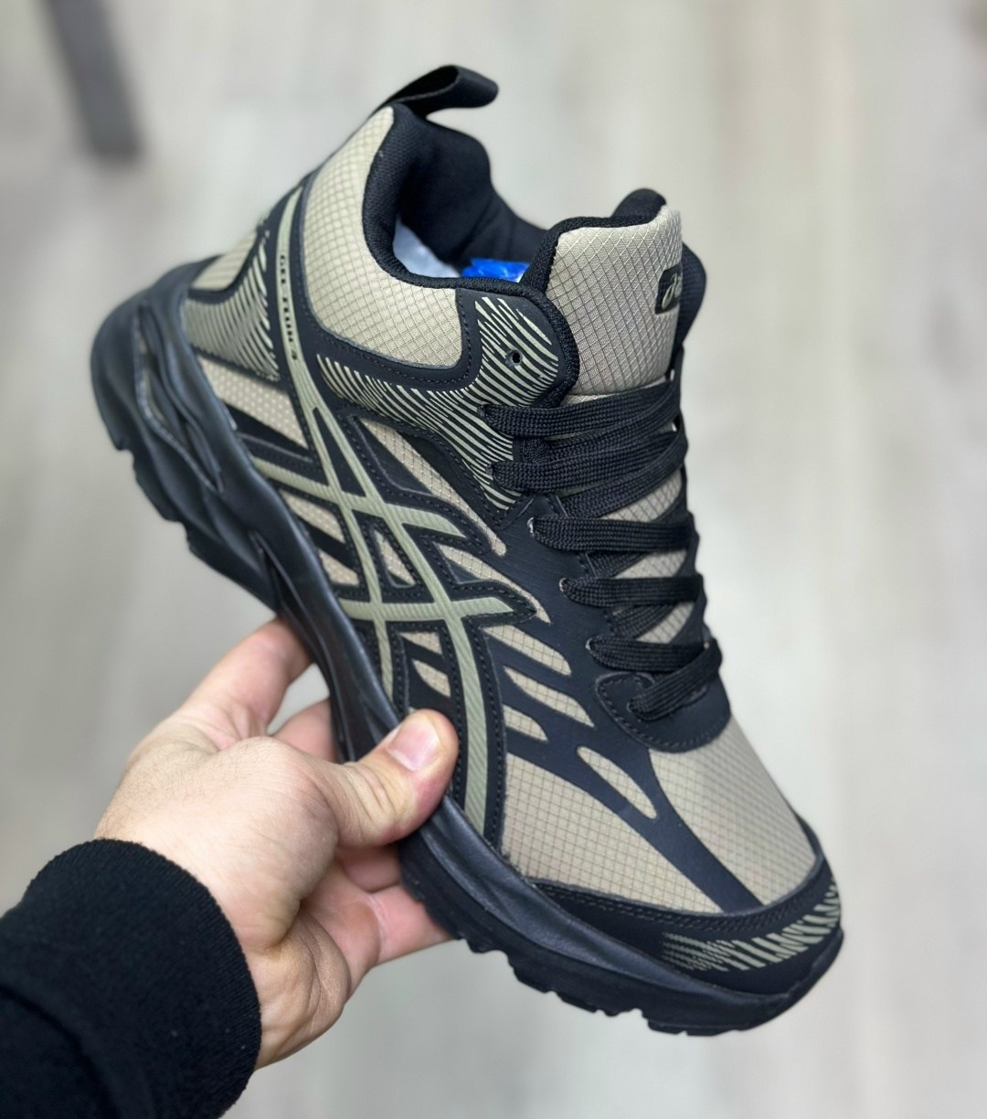 мужские зимние кроссовки adidas,зимние кроссовки adidas,кроссовки adidas мужские,зимние кроссовки адидас мужские,кроссовки adidas