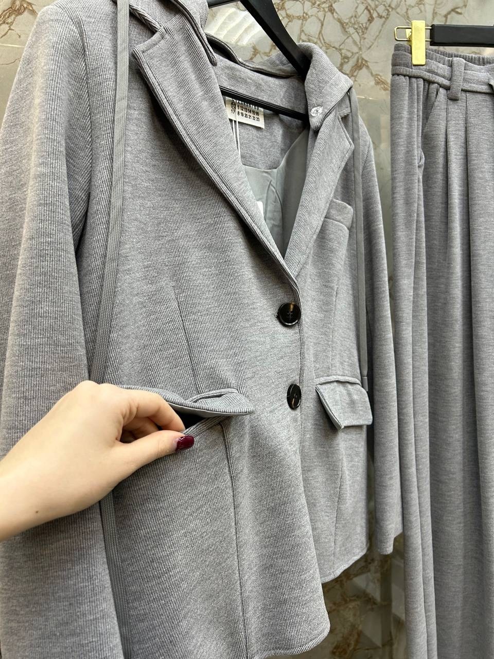 брючный костюм,женский брючный костюм,костюм женский брючный палаццо,серый костюм женский брючный,костюм brunello cucinelli