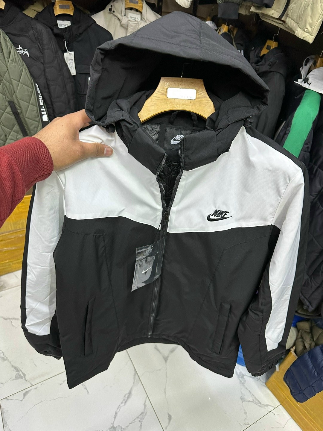 куртка adidas зимняя с капюшоном adidas цвет черный,куртка зимняя adidas,куртка мужская зимняя adidas,куртка утепленная adidas зимняя короткая,куртка adidas