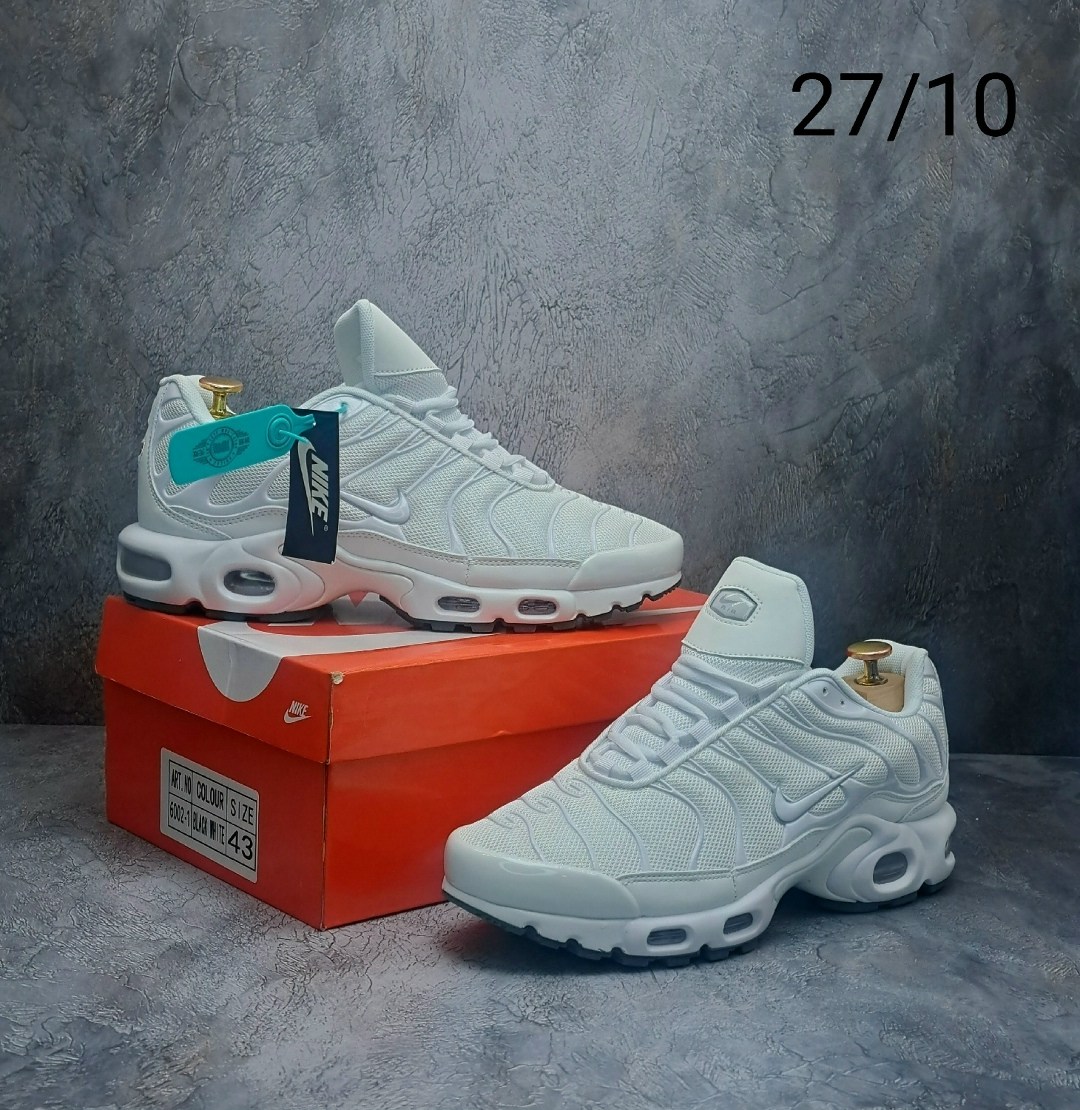 кроссовки nike tn air max plus,nike air max tn plus white,мужские кроссовки nike air max tn plus,nike air max tn plus,кроссовки мужские nike air max tn белые