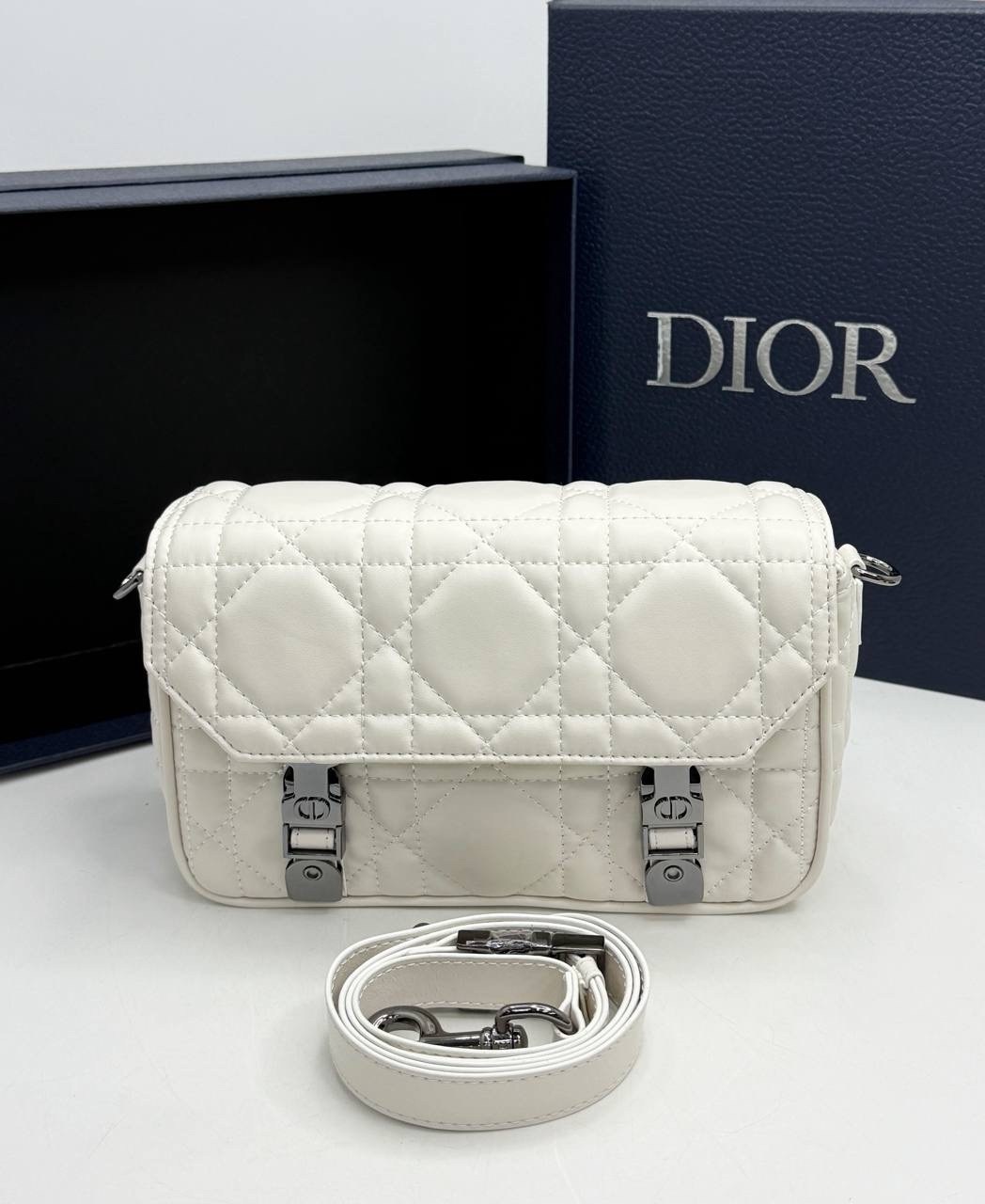 сумка dior,сумка женская dior,сумка женская christian dior,сумка диор,сумка кристиан диор белая