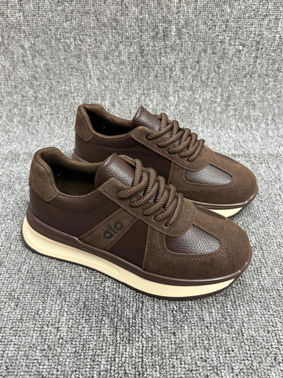 ,женские кроссовки,кроссовки liu jo,кроссовки женские liu jo,кроссовки повседневные