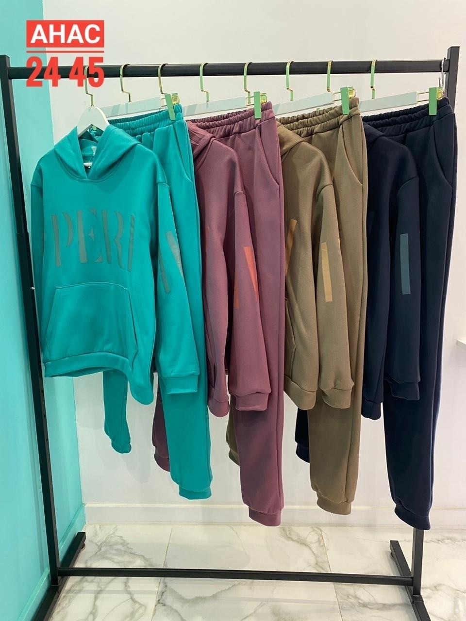 костюм на флисе,спортивные женские костюмы,костюм на флисе женский,женские костюмы,женские брючные костюмы