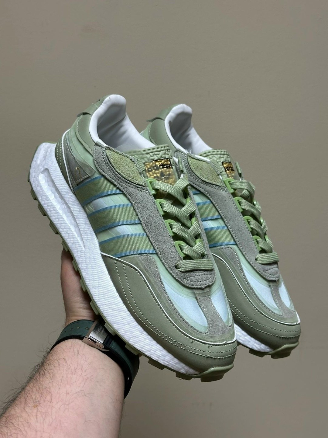 кроссовки adidas,кроссовки adidas originals retropy,кроссовки adidas retropy e 5,кроссовки adidas retropy,adidas originals кроссовки