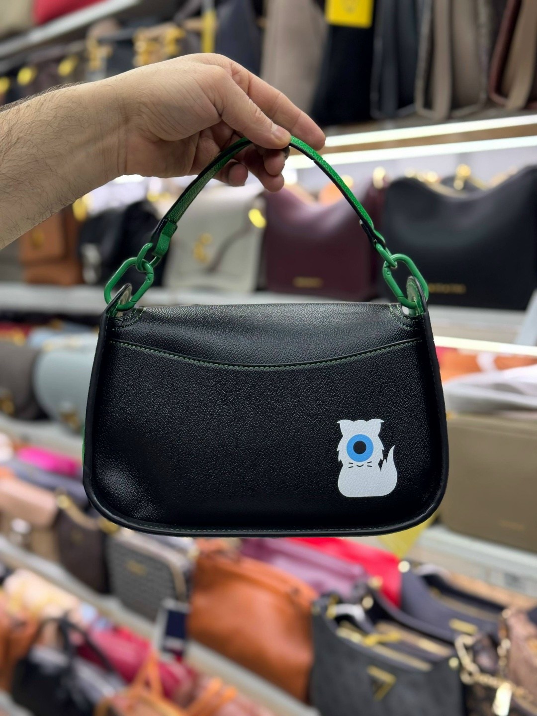 сумка,сумка karl lagerfeld,сумка модная,сумочка,сумка с глазами