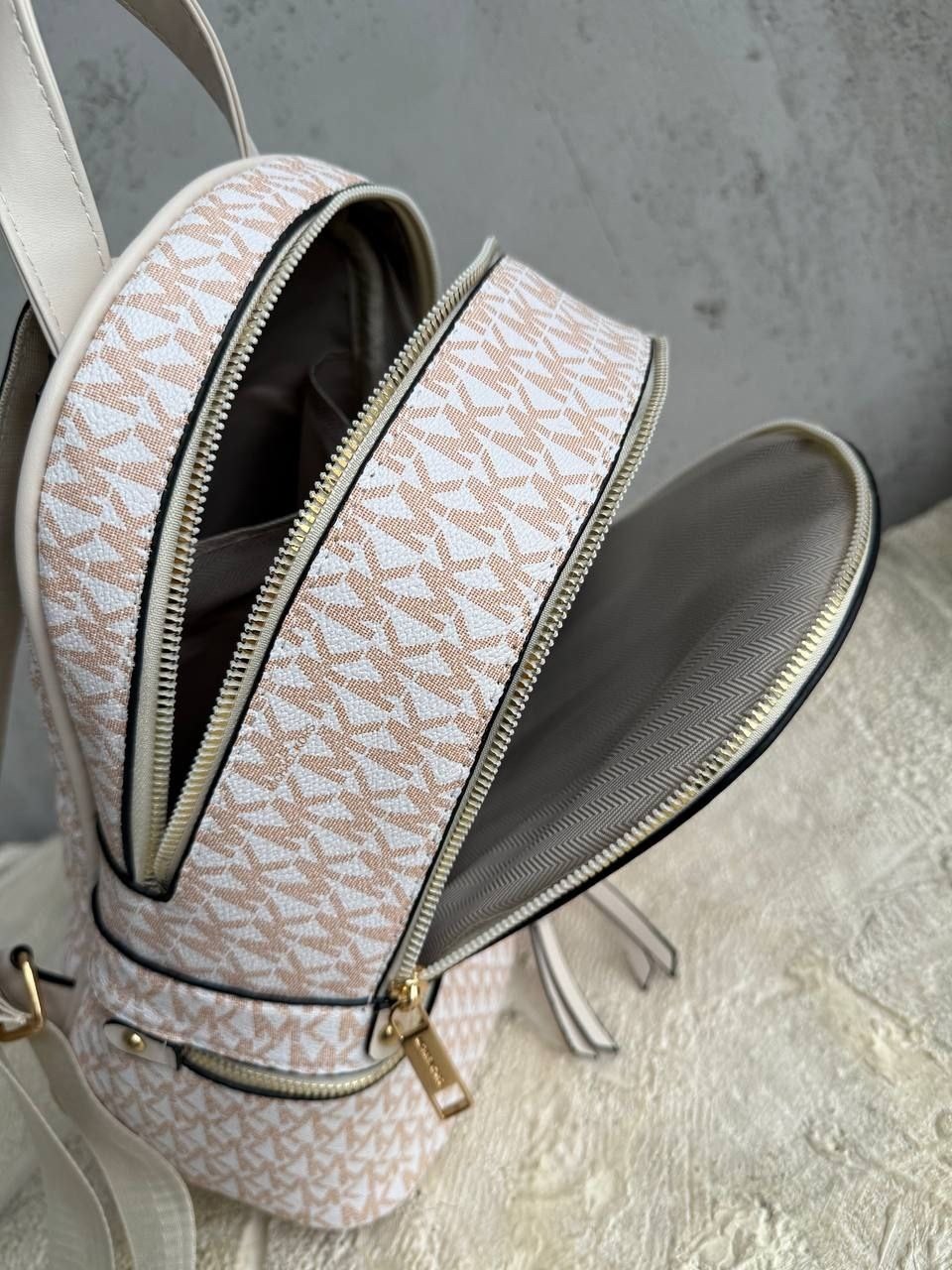 рюкзак michael kors,рюкзак женский michael kors,рюкзак michael kors rhea,женские рюкзаки,рюкзак