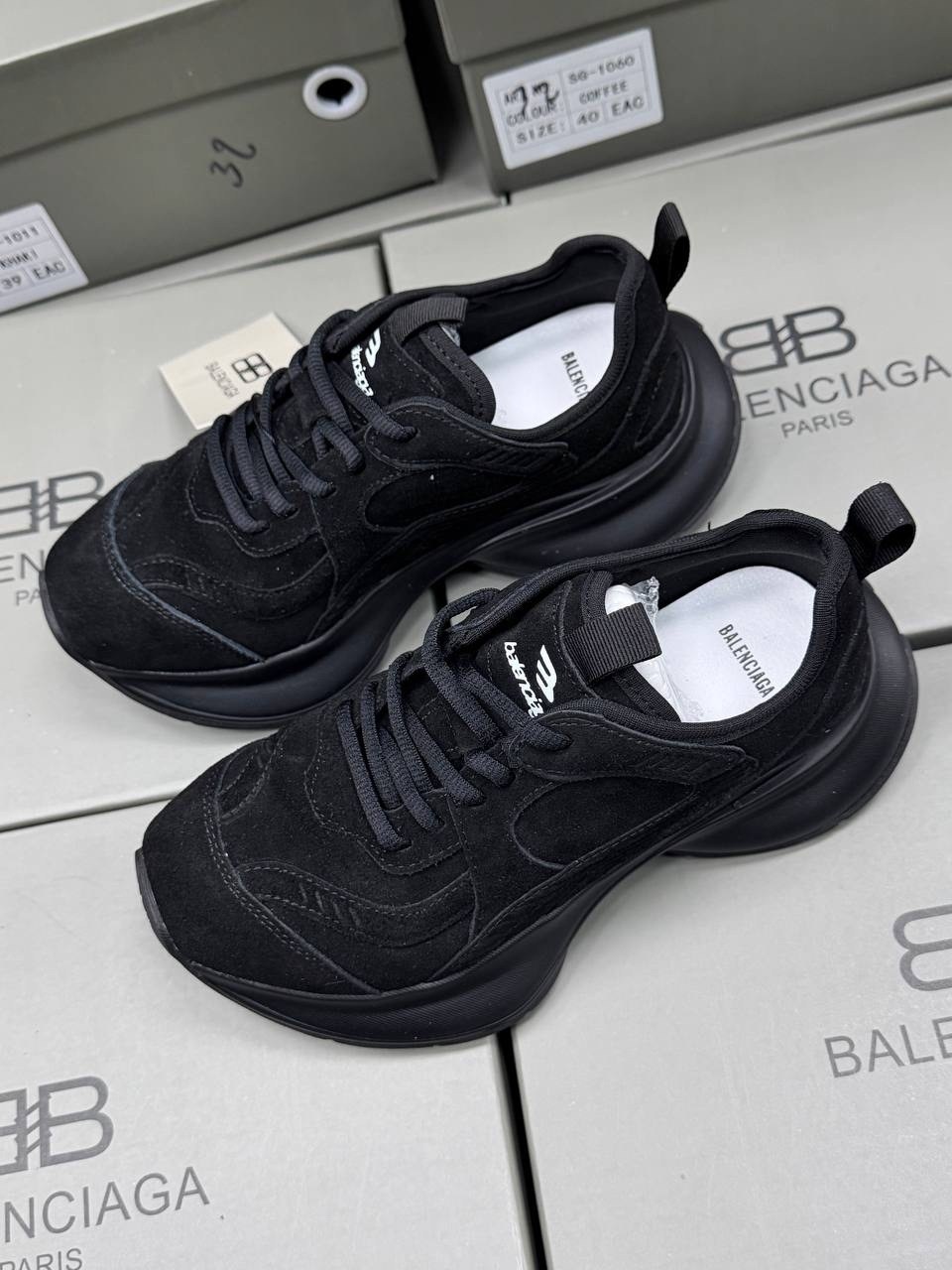 ,кроссовки зара замшевые,кроссовки женскиe,бежевые кроссовки,замшевые кроссовки