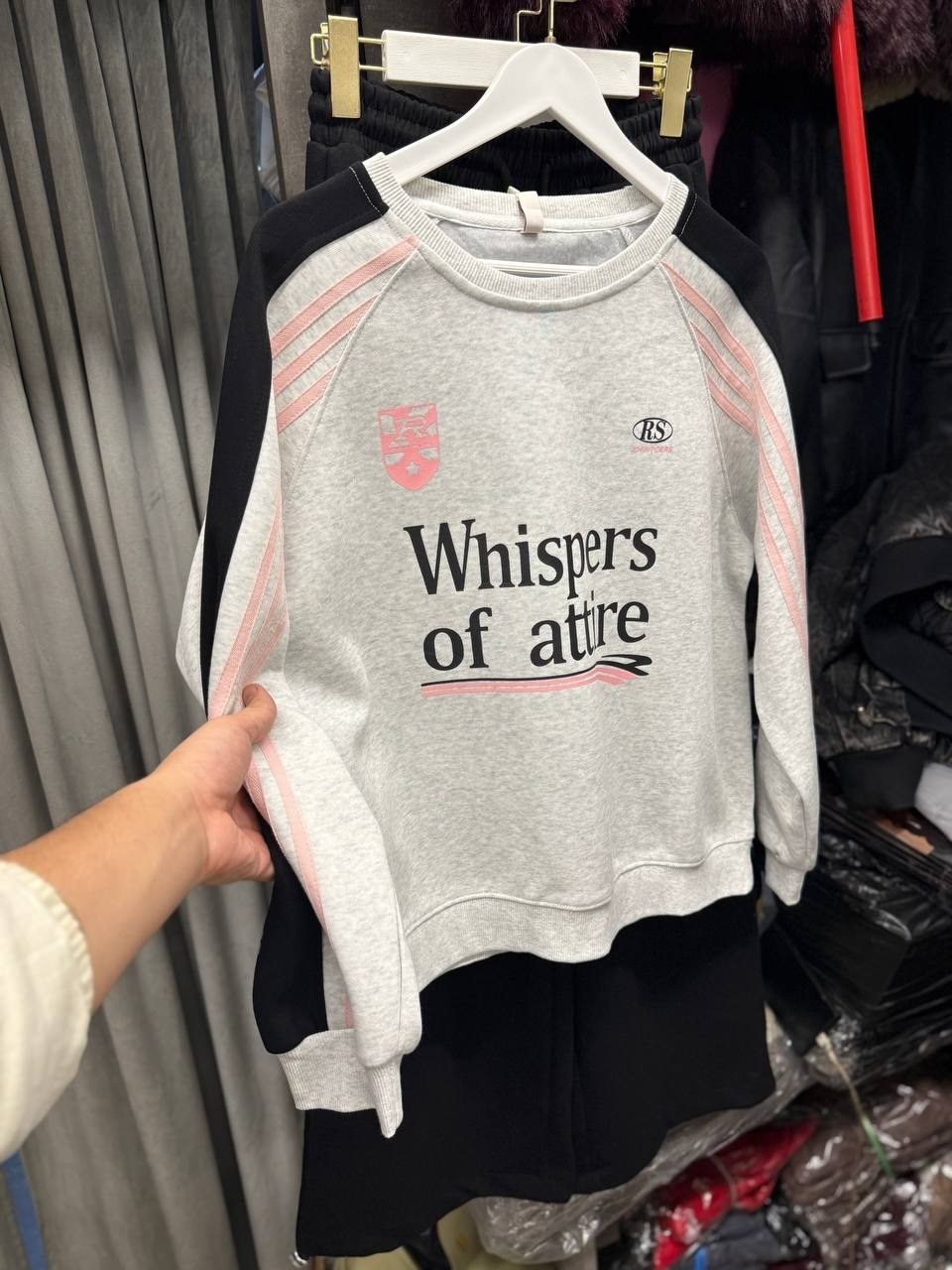 свитшот и брюки,спортивные костюмы двойка,спортивная одежда,спортивный костюм,стильная одежда