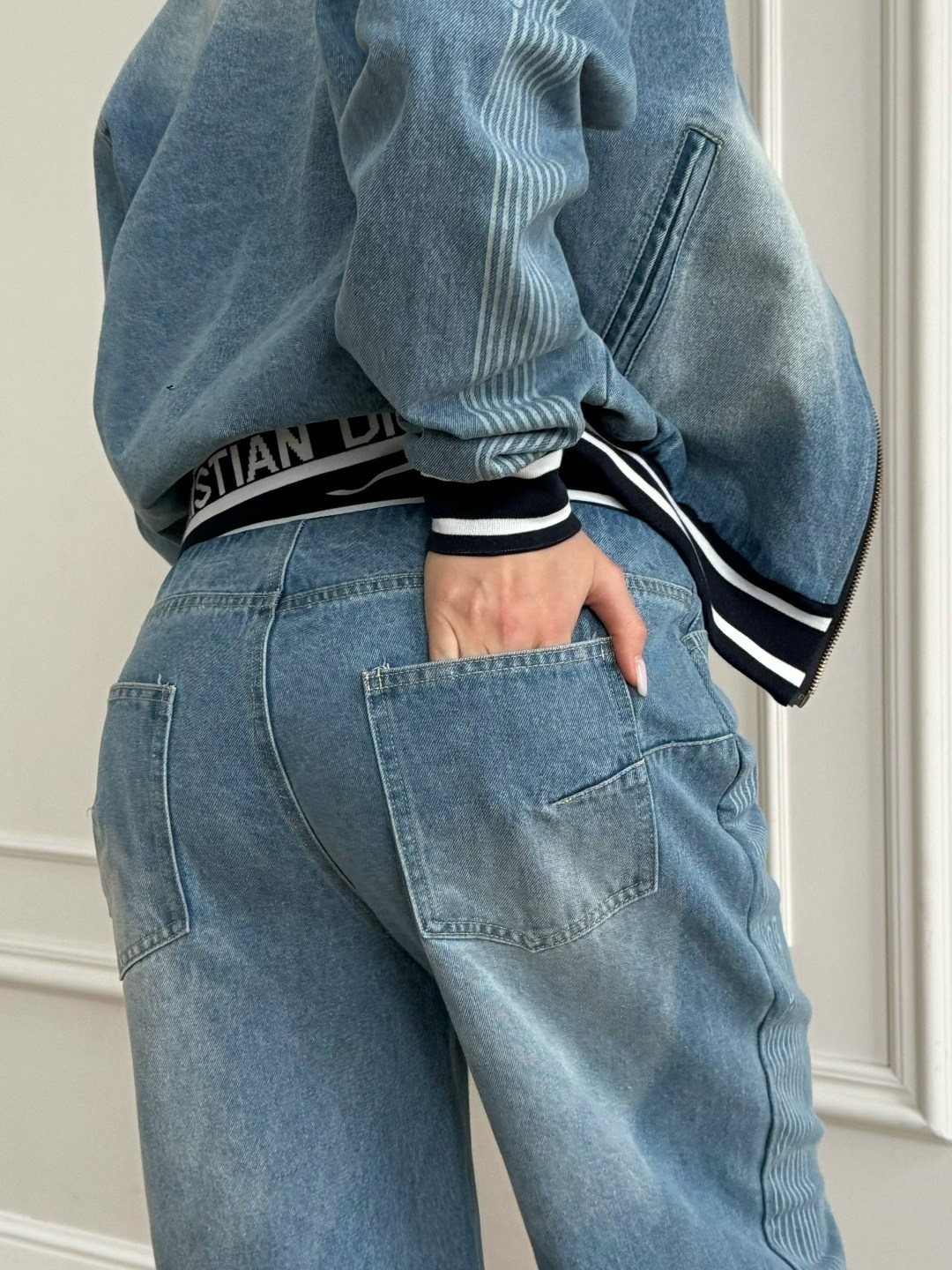 джинсовая куртка,бомбер джинсовый,джинсовая куртка-бомбер,куртка бомбер,куртка джинсовая женская